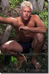 straightboysphotos-blond_model_tony_m (4)