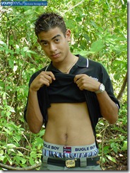 straightboysphotos-latino_boy_jerking_off_set (12)