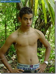 straightboysphotos-latino_boy_jerking_off_set (19)