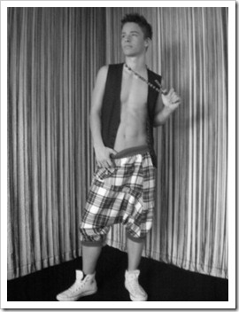 straight_boys_facebook_and_myspace_accounts_hacked (10)