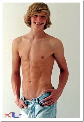 straight_boys_posing_nude (2)