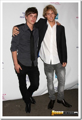 Xavier Samuel skinnydipping2