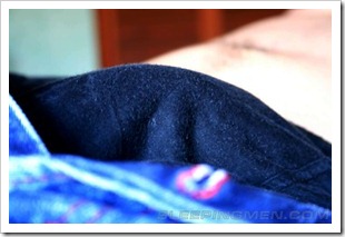 sleeping-men-uncut-cock-cameron (16)