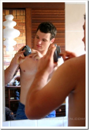 sleeping-men-uncut-cock-cameron (3)