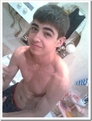boys selfphotos (4)