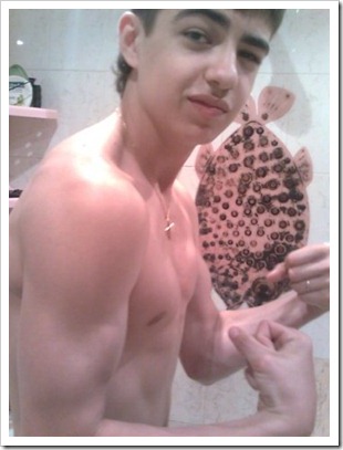 boys selfphotos (5)