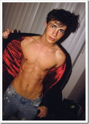 nude boys photos (12)