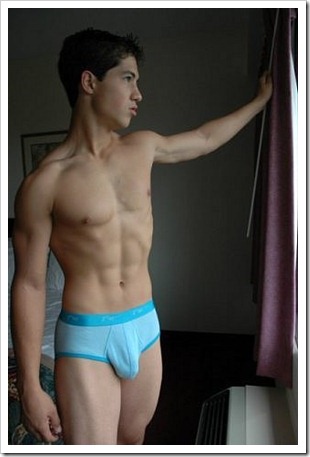 nude boys photos (3)