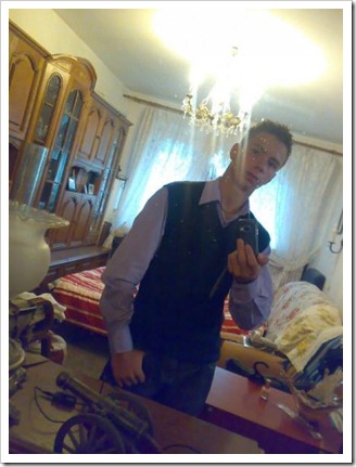 straight boys self photos (15)