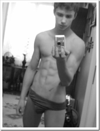 straight boys self photos (58)