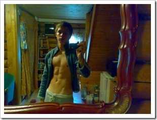 straight boys self photos (116)