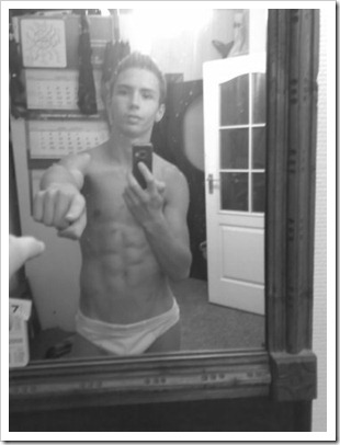 straight boys self photos (135)