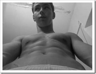 straight boys self photos (90)