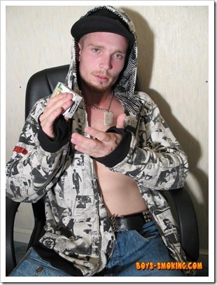 boys-smoking - Straight skaterboy Viper (1)