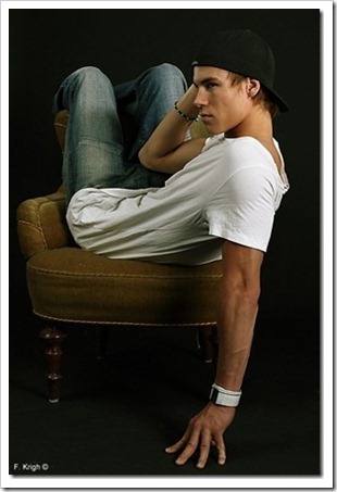 swedish male model andreas tano (108)_thumb