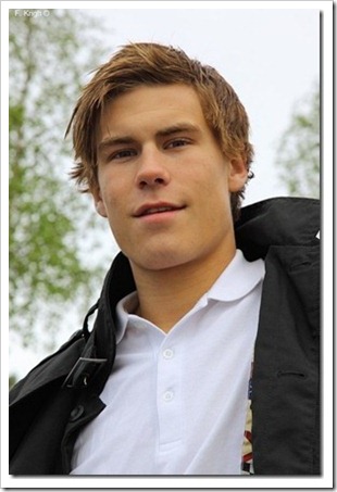 swedish male model andreas tano (121)_thumb
