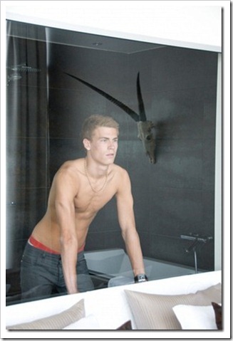 swedish male model andreas tano (4)_thumb