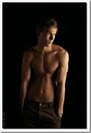 swedish male model andreas tano (64)_thumb