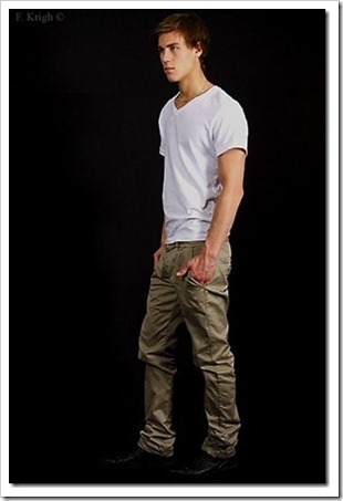 swedish male model andreas tano (81)_thumb