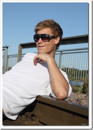 swedish male model andreas tano (88)_thumb