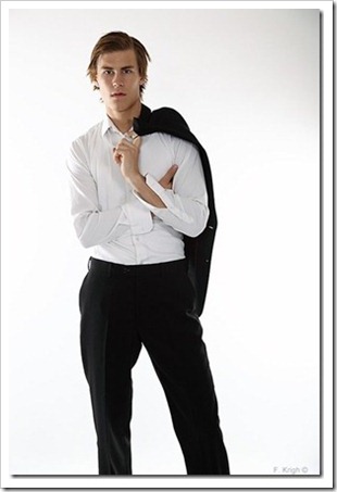 swedish male model andreas tano (98)_thumb