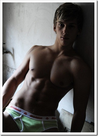 amateur boys photos (3)