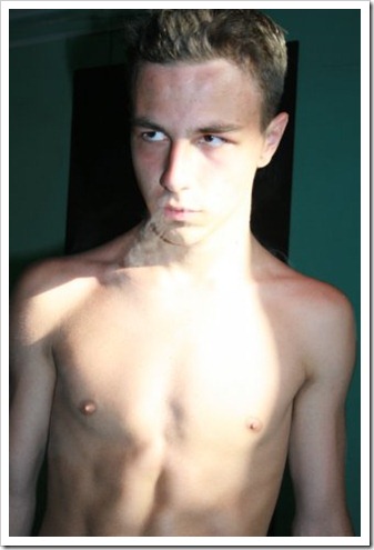boys nude selfphotos (2)