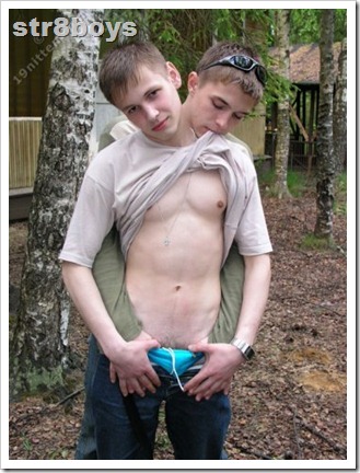 straight boys acting gay (3)