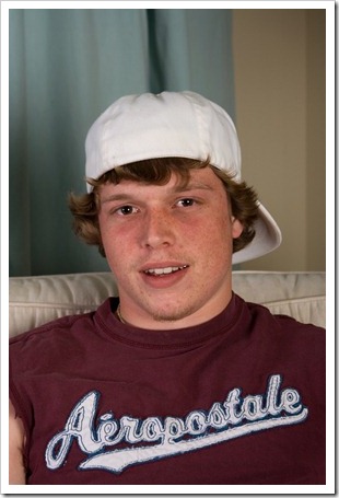 18 year old southern boy Mike on southern strokes (1) 18 year old southern boy Mike on southern strokes (1)