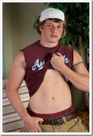 18 year old southern boy Mike on southern strokes (3) 18 year old southern boy Mike on southern strokes (3)