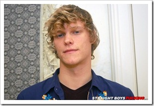 straight boys fucking - SHE IS SUCKING YOUR DICK (1)