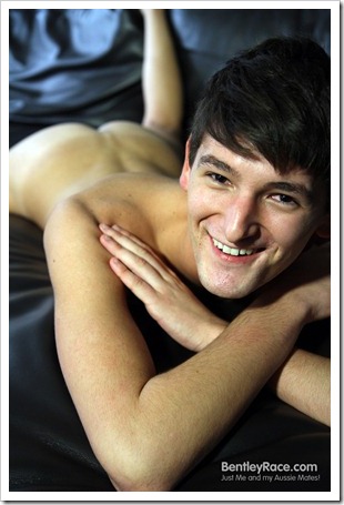 Chris Wyld  university student in Melbourne nude (13)