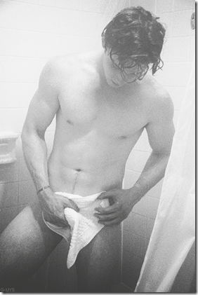 nude straight boys self photos (4)