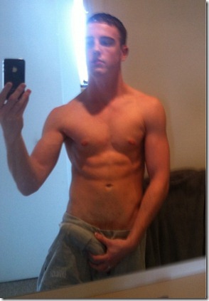 str8 guys self photos (27)