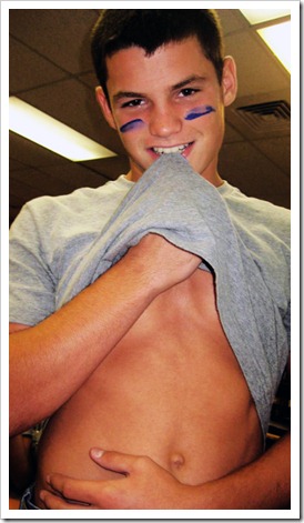 Taylor Lautner nude (2)