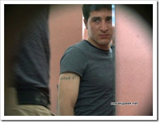 sneaky peek hidden cam (1)