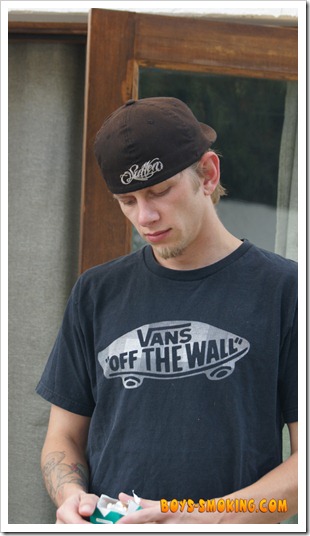 Ian Madrox Smoke And Stroke - boys smoking (1)