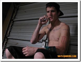 Lex Chainin In The Garage boys smoking (2)