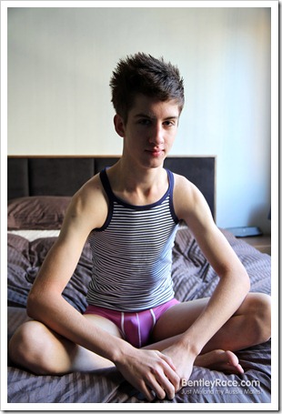 Thick Rick - Aussie twink Rick showing off that great fat dick at BentleyRace (1)