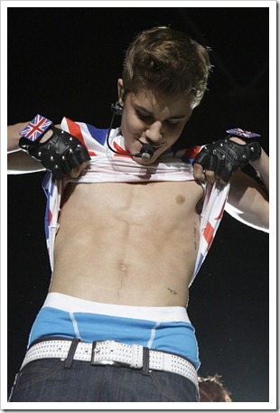 justin bieber in underwear and naked (18)
