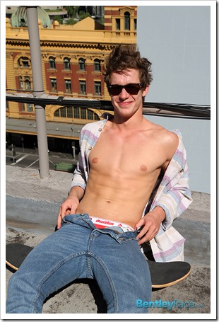 Max Gatling on bentley race (4)