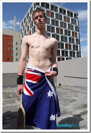 18 year old Aussie boy (20)