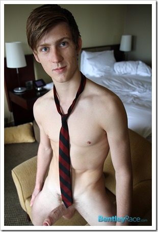 aussie Olly Daniels on bentley race (18)