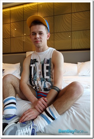 22 yo Axel Pierce polish model (2)